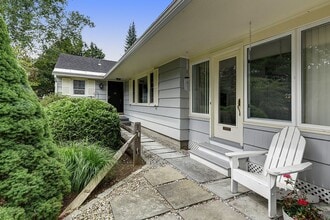 21 Valentine Rd in Pittsfield, MA - Building Photo - Building Photo