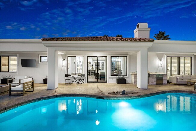 33 Calle La Reina in Rancho Mirage, CA - Building Photo - Building Photo