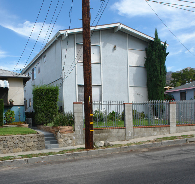 6917 Greeley St in Tujunga, CA - Building Photo - Building Photo