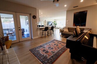 5417 Ferrol Dr in Winter Park, FL - Foto de edificio - Building Photo