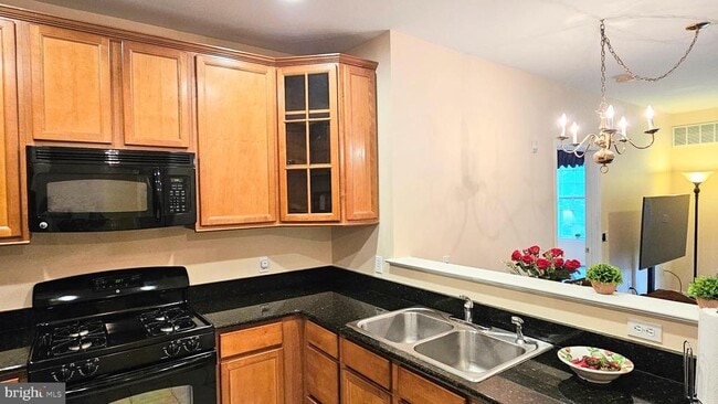 1309 Colts Cir in Lawrence Township, NJ - Foto de edificio - Building Photo