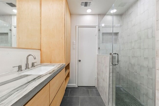 property at 5221 W 43rd St