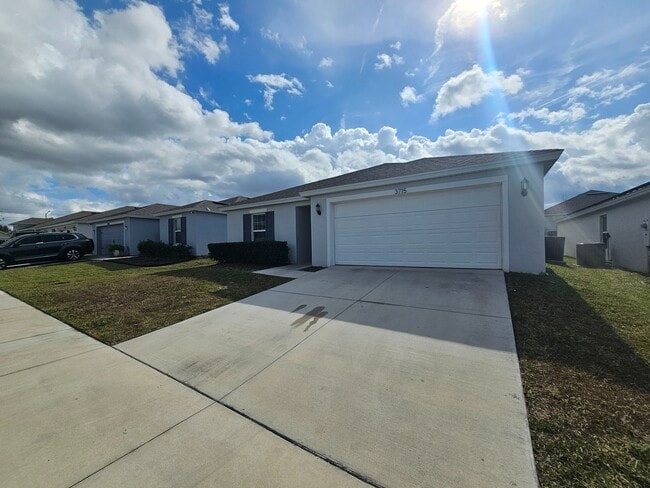 3715 Eisel Wy in Haines City, FL - Building Photo - Building Photo