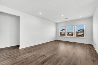 2356 Woodmeadow Dr in Clarksville, TN - Building Photo - Building Photo