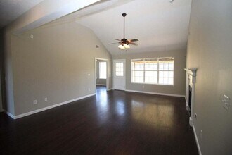 306 Country Glen Ct in Grovetown, GA - Building Photo - Building Photo