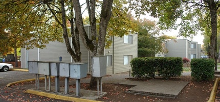 West Hills Village in Salem, OR - Foto de edificio - Building Photo