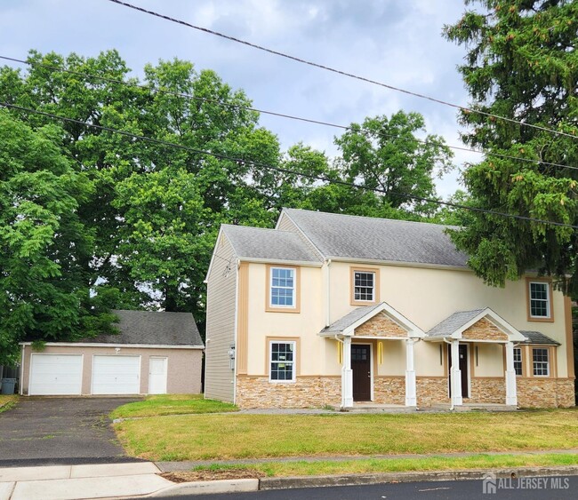 3222 Revere Rd in South Plainfield, NJ - Building Photo - Building Photo