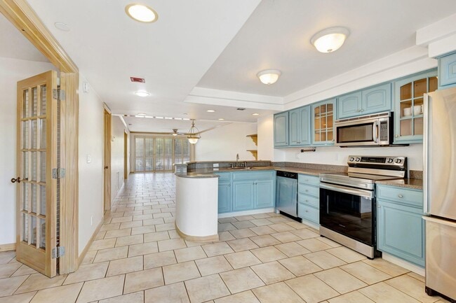 property at 3901 S Flagler Dr