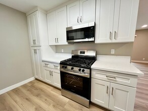 408 Cll Cinco in Montebello, CA - Building Photo - Building Photo