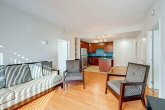 155 POTOMAC, Unit 712 in Oxon Hill, MD - Building Photo - Building Photo