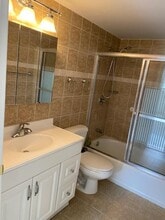 1605 Meridian Ave, Unit 501 in Miami Beach, FL - Building Photo - Building Photo