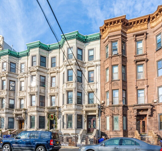 1016 Hudson St in Hoboken, NJ - Building Photo - Building Photo