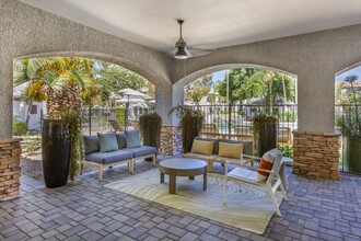 Boulders at Lookout Mountain Apartment Homes in Phoenix, AZ - Building Photo - Building Photo