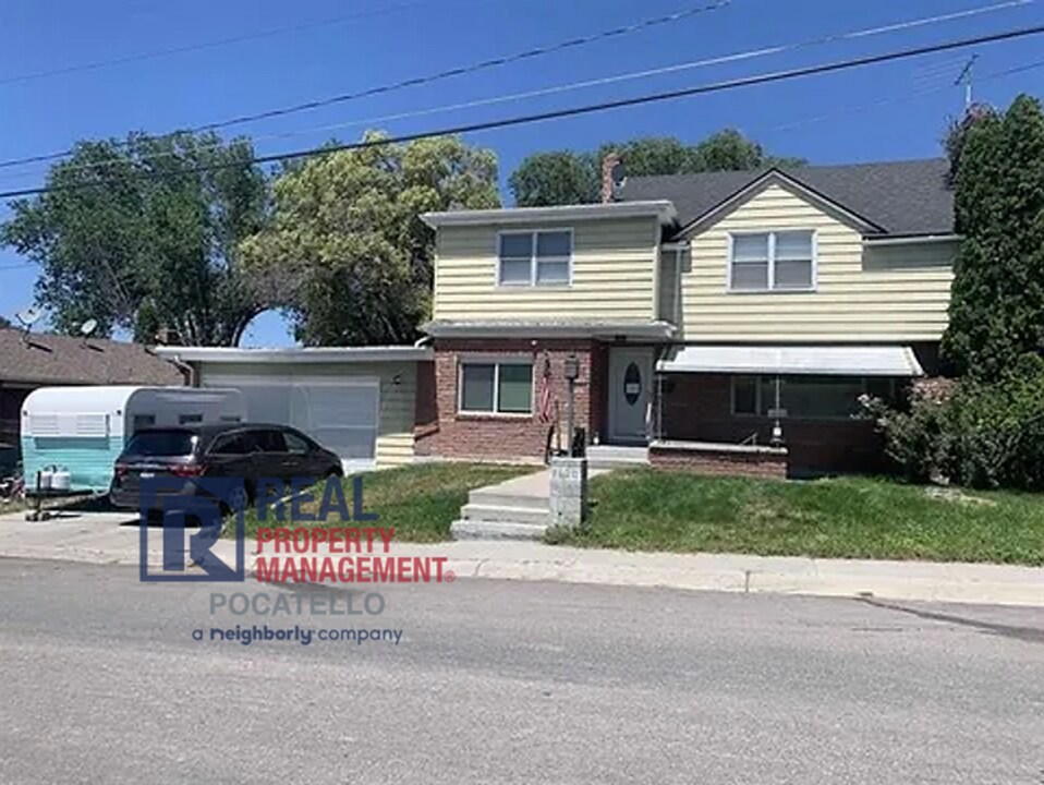 1420 E Elm St in Pocatello, ID - Building Photo