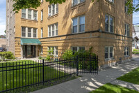 511 N Humphrey Ave in Oak Park, IL - Building Photo - Building Photo