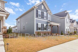 413 Canyon Spring Trl in Wake Forest, NC - Building Photo - Building Photo
