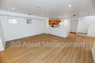 128 Kingfisher St in Brentwood, CA - Building Photo - Building Photo