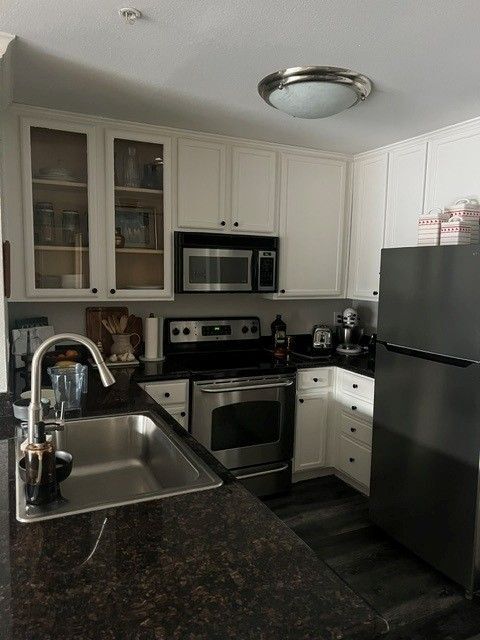 1030 Vista Del Cerro Dr in Corona, CA - Building Photo - Building Photo