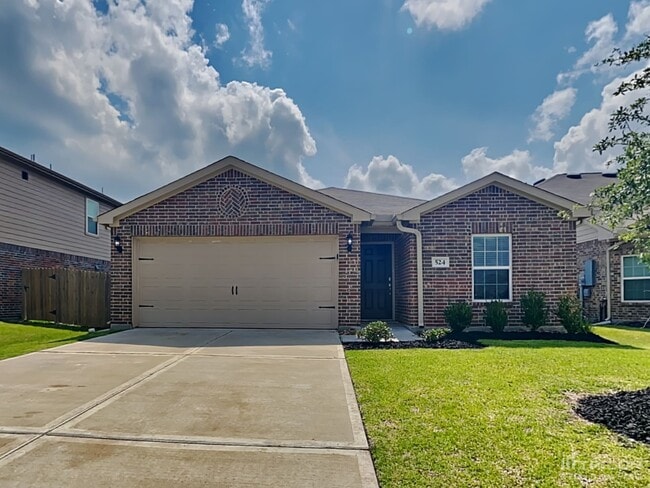 property at 524 Red Dusk Paint Dr
