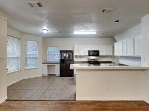 21027 Deauville Dr in Spring, TX - Building Photo - Building Photo