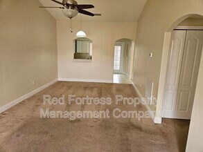 4167 Castilla Circle in Ft. Myers, FL - Foto de edificio - Building Photo