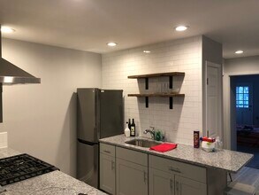 225 E Lafayette Ave, Unit 1st Floor in Baltimore, MD - Building Photo - Building Photo