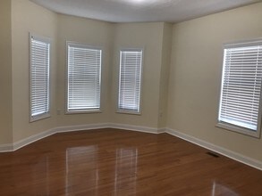 176 Reed St, Unit Apt 1 in Rockland, MA - Building Photo - Building Photo