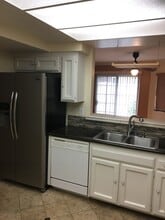 1818 Rory Ln in Simi Valley, CA - Building Photo - Building Photo