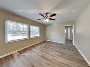 2716 Lancaster Dr, Unit 102D in East Point, GA - Building Photo - Building Photo