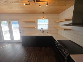 1002 Cambridge Ct in Cookeville, TN - Building Photo - Building Photo