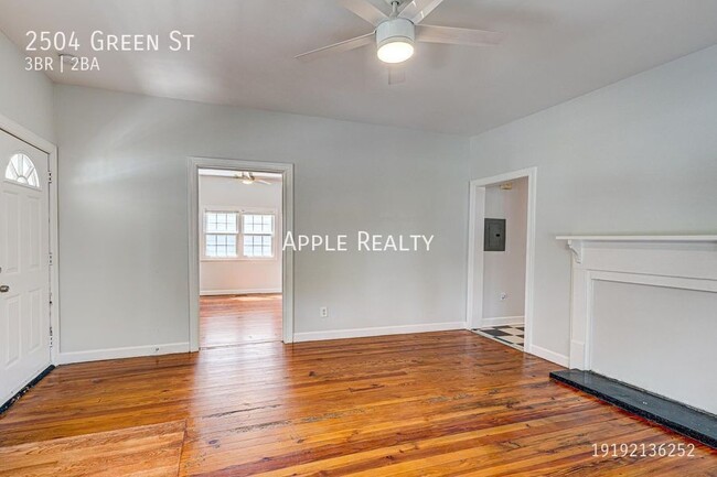 2504 Green St in Durham, NC - Building Photo - Building Photo