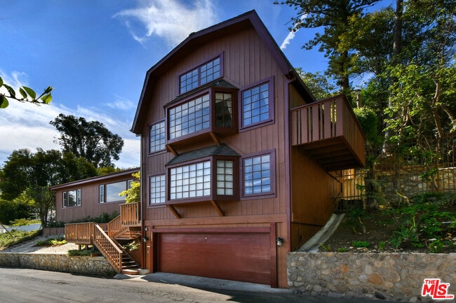 property at 3682 Berry Dr