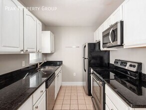 1208 Indianola Ave in Columbus, OH - Building Photo - Building Photo