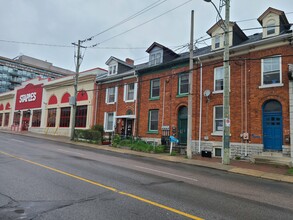 97 Queen St in Kingston, ON - Building Photo - Building Photo