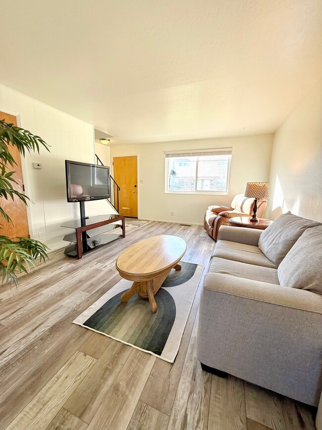 1120 S Curry St, Unit 1120 S Curry St