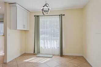 1255 Foggy Ridge Pkwy in Lutz, FL - Building Photo - Building Photo