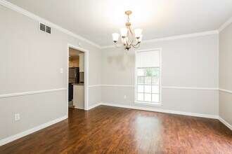 5115 Shirlwood Dr in Jackson, MS - Building Photo - Building Photo