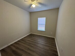2915 Peony Dr in Sherman, TX - Building Photo - Building Photo