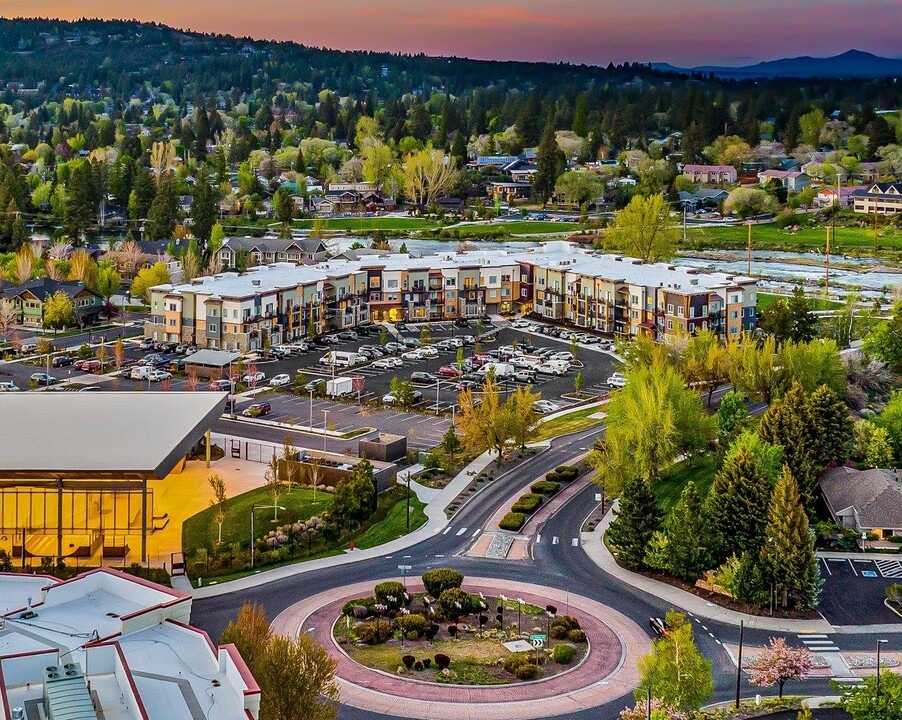 The Eddy in Bend, OR - Foto de edificio