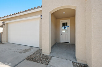 4144 Eli Dr in San Tan Valley, AZ - Building Photo - Building Photo