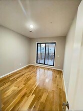 295 Broadway in Bayonne, NJ - Building Photo - Building Photo