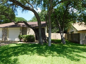 12412 Coronet St in Austin, TX - Building Photo - Building Photo