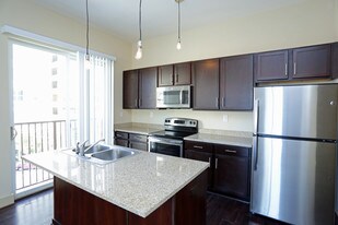 79 Commerce in Montgomery, AL - Building Photo