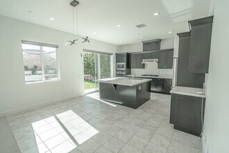 19172 Malabar St in Santa Clarita, CA - Building Photo - Building Photo