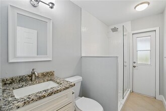 1311 SW 44th St in Cape Coral, FL - Foto de edificio - Building Photo