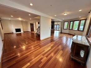 416 Oncrest Terrace in Cliffside Park, NJ - Building Photo - Building Photo
