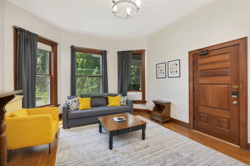 196 Mounds Blvd in St. Paul, MN - Building Photo