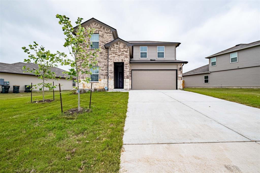 204 Lily Pond Trl in San Marcos, TX - Building Photo