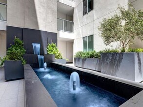 1330 Federal Ave, Unit 303 in Los Angeles, CA - Building Photo - Building Photo