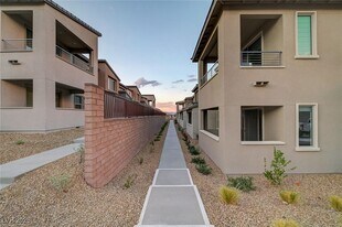 2537 Monolith St in Las Vegas, NV - Building Photo